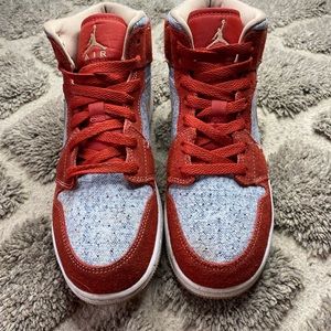 Jordan 1 Mid Denim Red